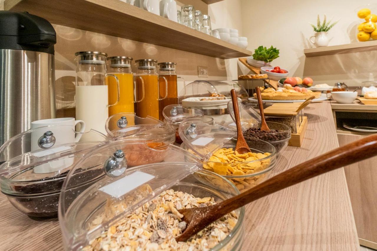 Goloritze Room And Breakfast Baunei Exteriör bild