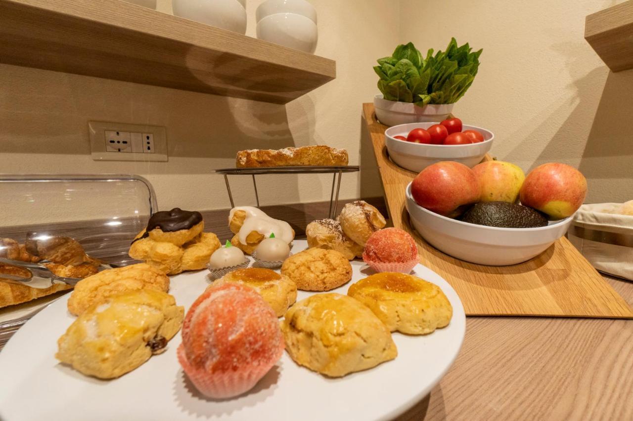Goloritze Room And Breakfast Baunei Exteriör bild